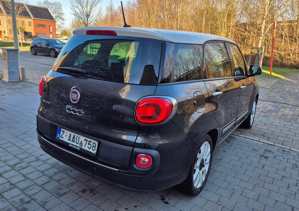 Fiat 500L 2013 1ste eig. 102.000kms EURO5 1.6Diesel 7zits AC, Autos, Fiat, Achat, 7 places, Noir, 5 portes