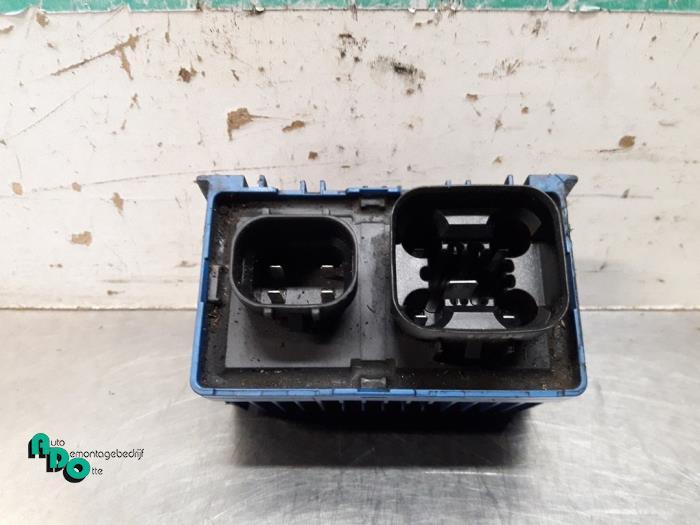 Relais préchauffage d'un Opel Corsa (Corsa D 07-), Autos : Pièces & Accessoires, Électronique & Câbles, Opel, Utilisé, 3 mois de garantie