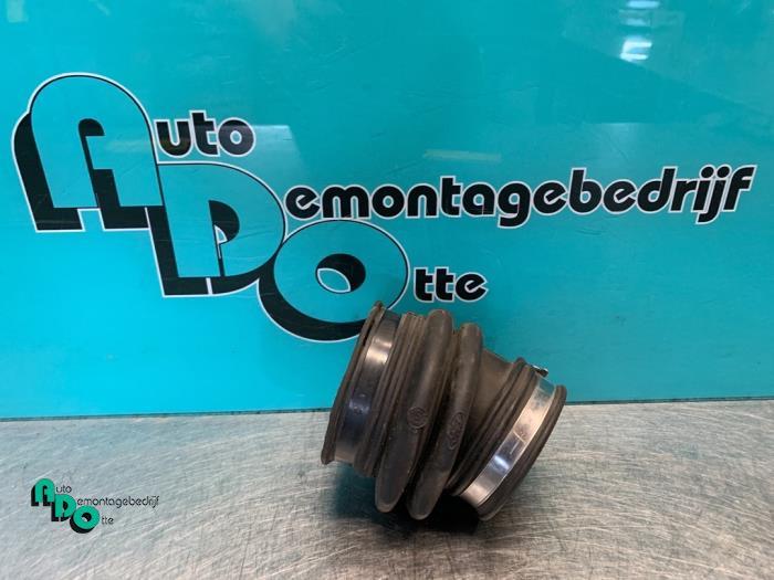Aanzuigslang Lucht van een Ford Street Ka (Street Ka 03-), Auto-onderdelen, Motor en Toebehoren, Ford, Gebruikt, 3 maanden garantie