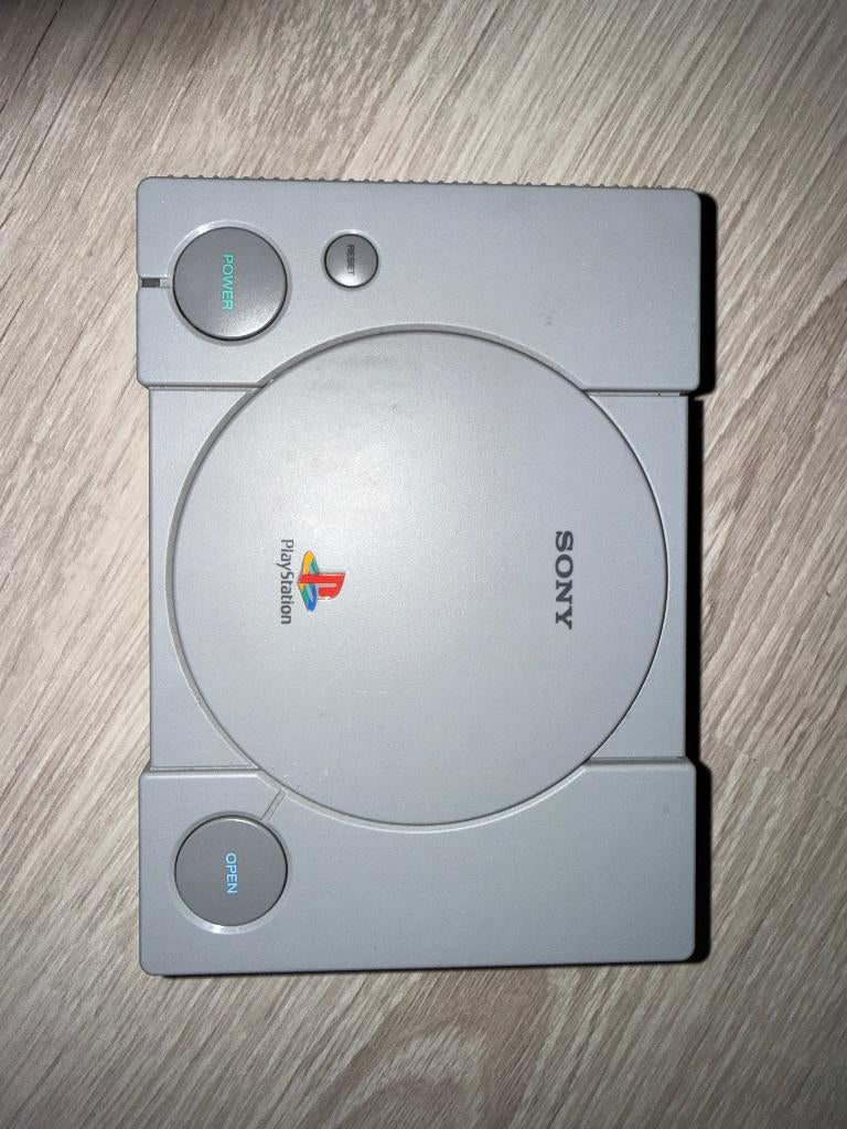 PS1 classic, Games en Spelcomputers, Spelcomputers | Sony PlayStation 1, Ophalen of Verzenden, Zo goed als nieuw, Met 2 controllers
