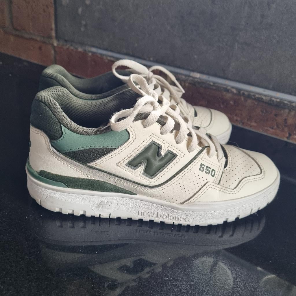 Baskets dame NEW BALANCE 550, Enlèvement ou Envoi, Sneakers et Baskets, New Balance, Porté