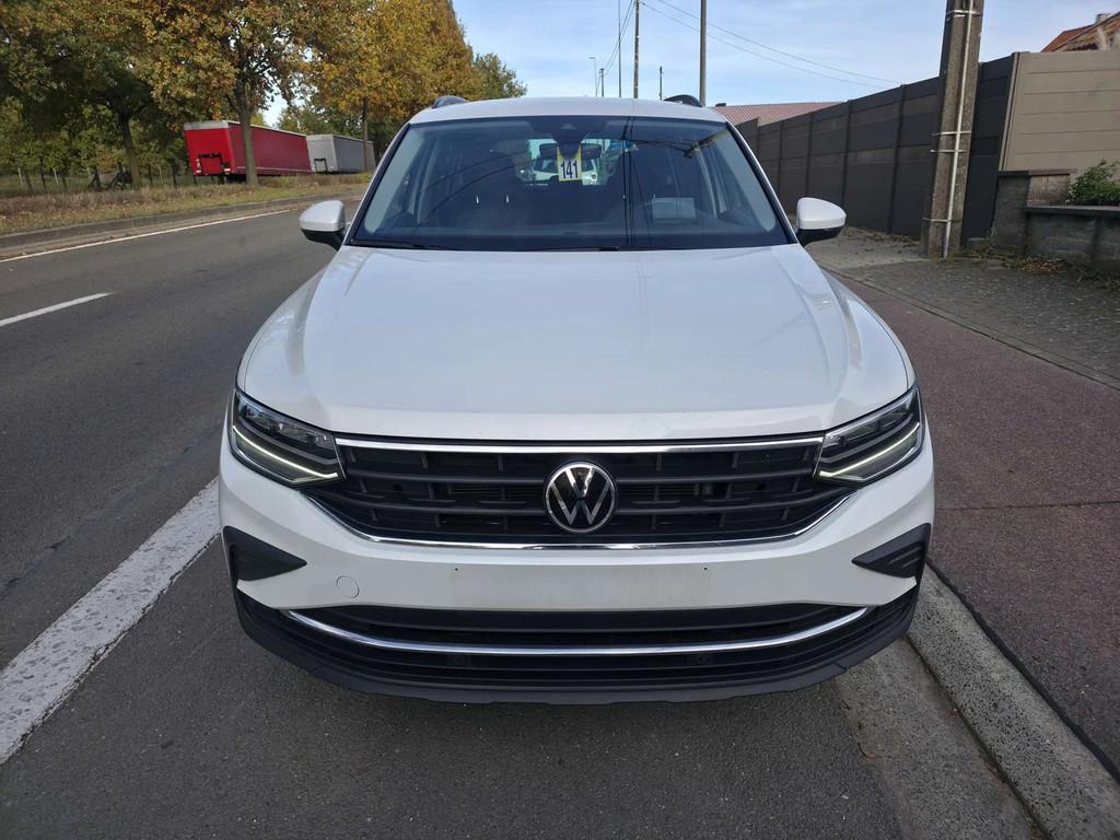 Volkswagen Tiguan 2.0 TDi SCR 4Motion Life Business DSG 1E, Auto's, Automaat, Stof, Gebruikt, 4 cilinders