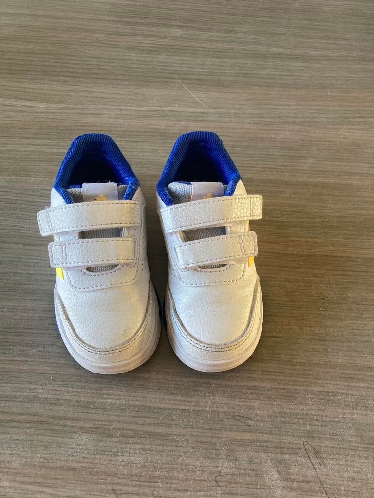 Sneakers adidas Maat 23, Kinderen en Baby's, Babykleding | Schoentjes en Sokjes, Ophalen of Verzenden, Zo goed als nieuw