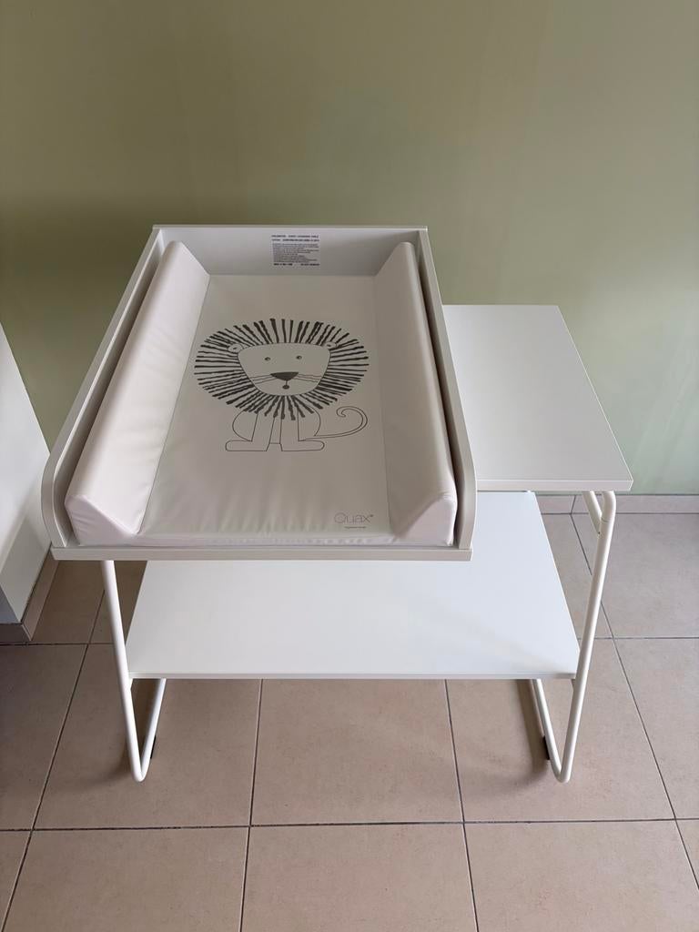 Verzorgingstafel met verschoonkussen, Ophalen, Zo goed als nieuw