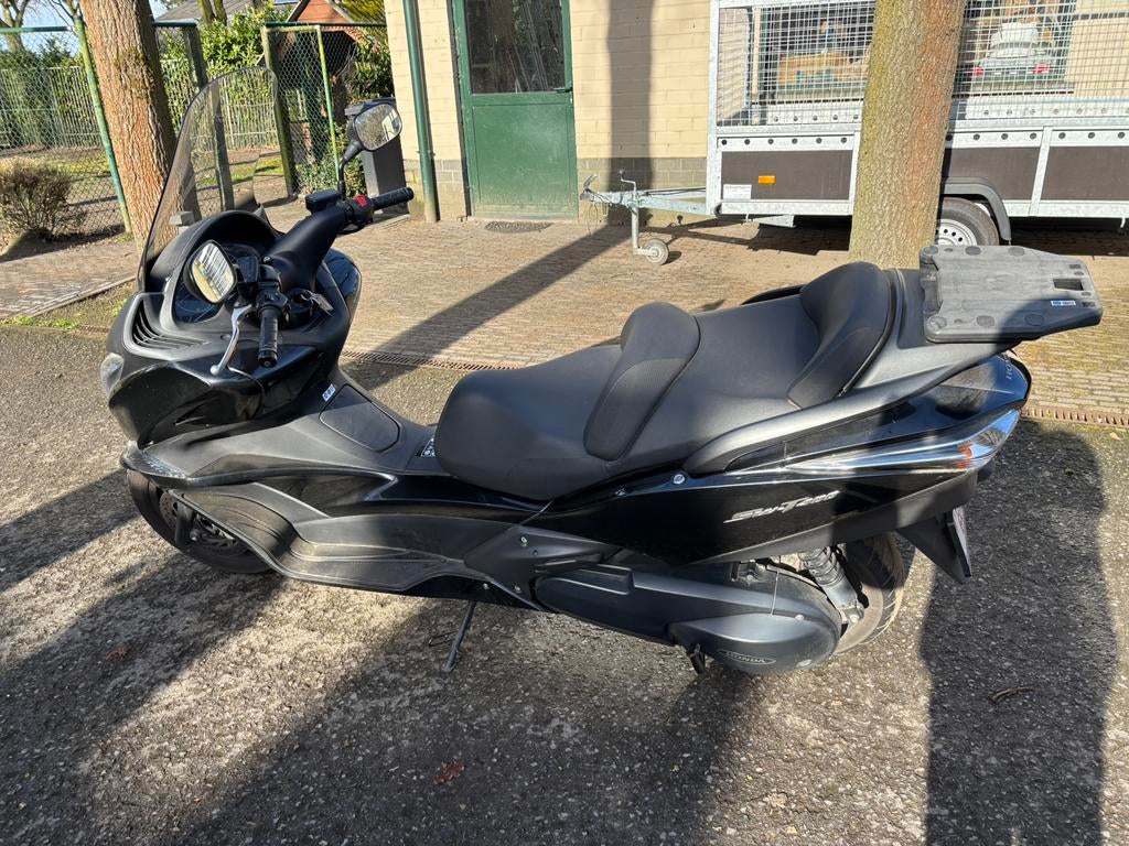 Honda SW-T 400 - foto 3