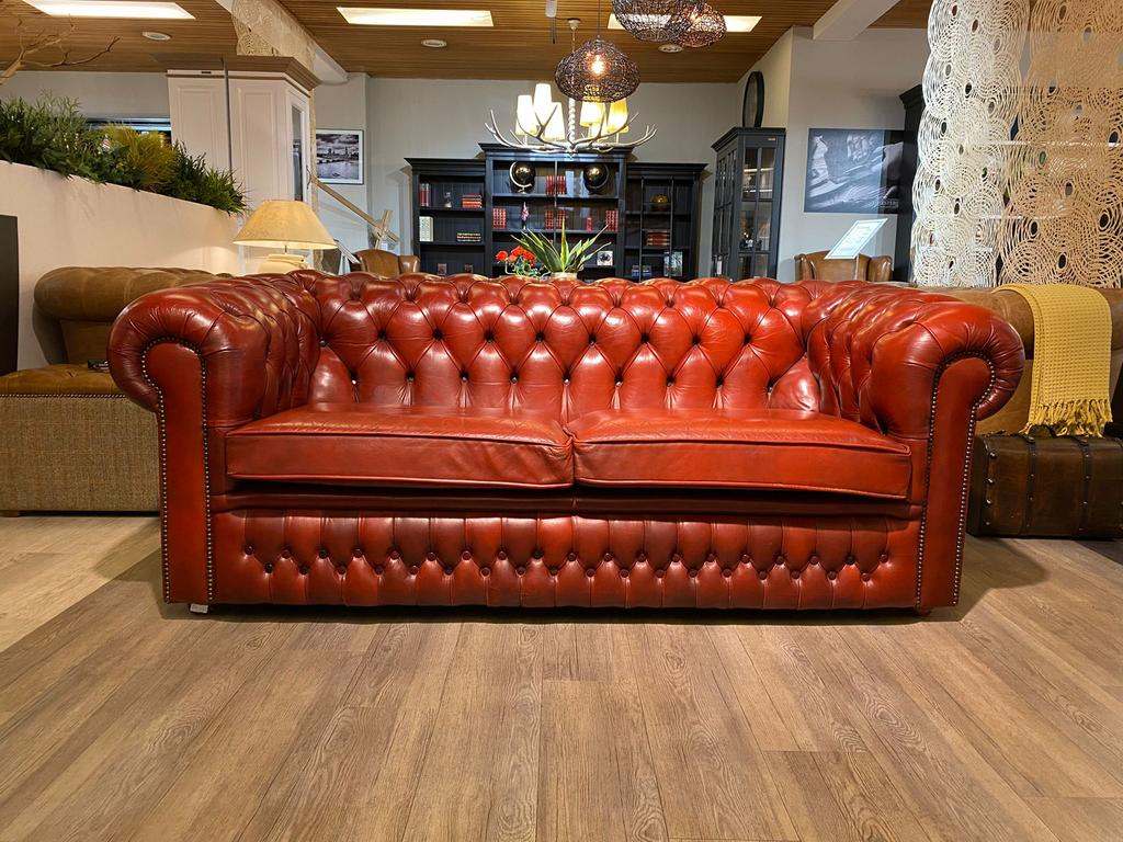 Gave originele Engelse chesterfield 3 Zits zetel Rood, Ophalen of Verzenden, Zo goed als nieuw