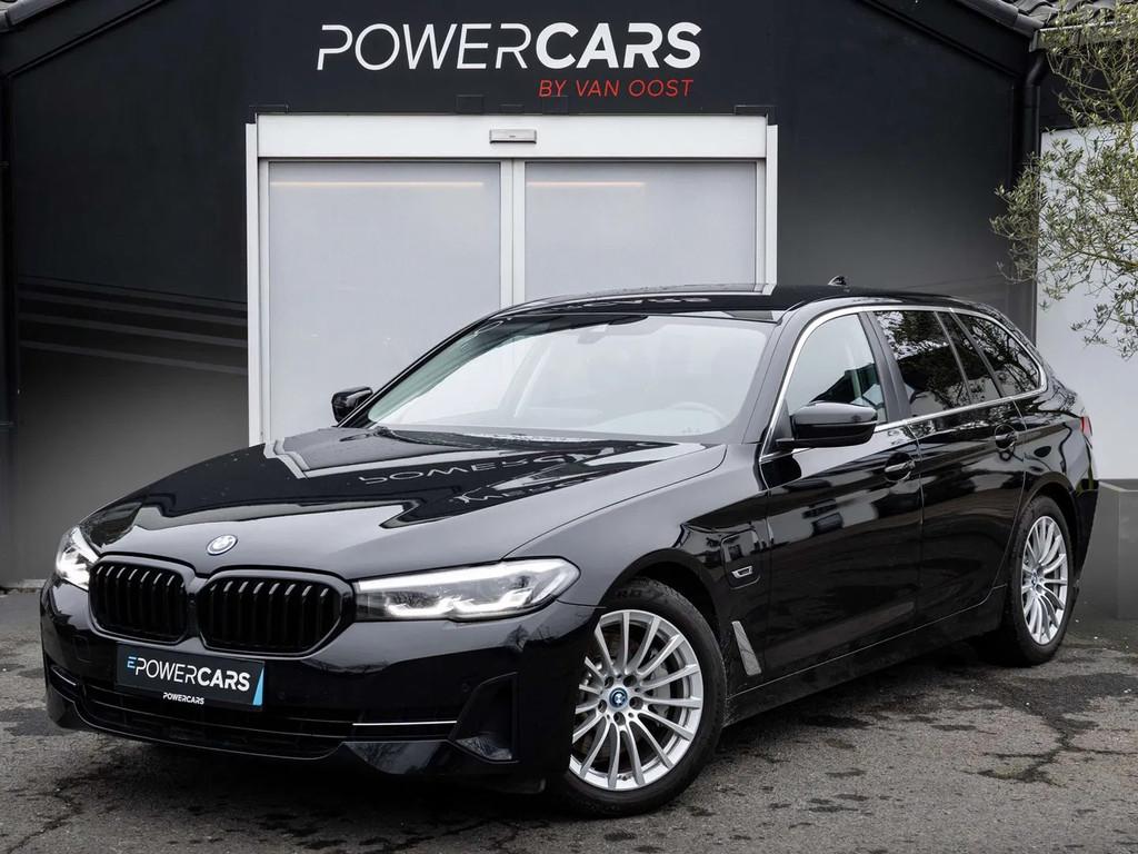 BMW 530e Touring | Carplay | CC | PDC | Stoelverwarming, Automaat, Gebruikt, 4 cilinders, Zwart