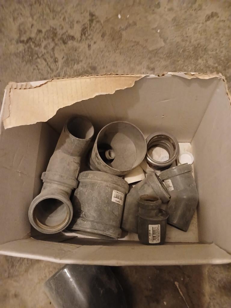 Lot de coudes de canalisations, Enlèvement, Coudes