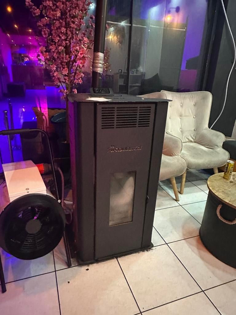 Pelletkachel 12 kw, Ophalen, Gebruikt