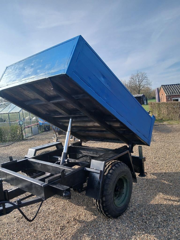 benne d'origine 3 tonnes freinée, Articles professionnels, Enlèvement ou Envoi, Cultures, Transport