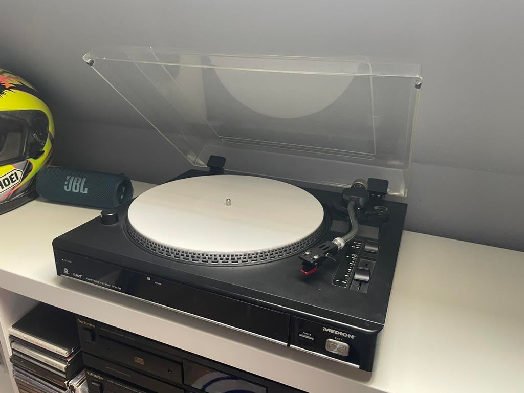 Platen speler met versterker en speakers, Muziek en Instrumenten, Ophalen, Zo goed als nieuw