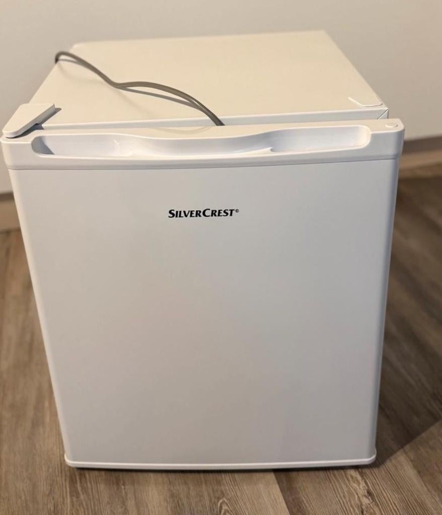 Mini-diepvriezer — 33L — Zeer goede staat, Elektronische apparatuur, Vriezers en Diepvrieskisten, Ophalen of Verzenden, Zo goed als nieuw