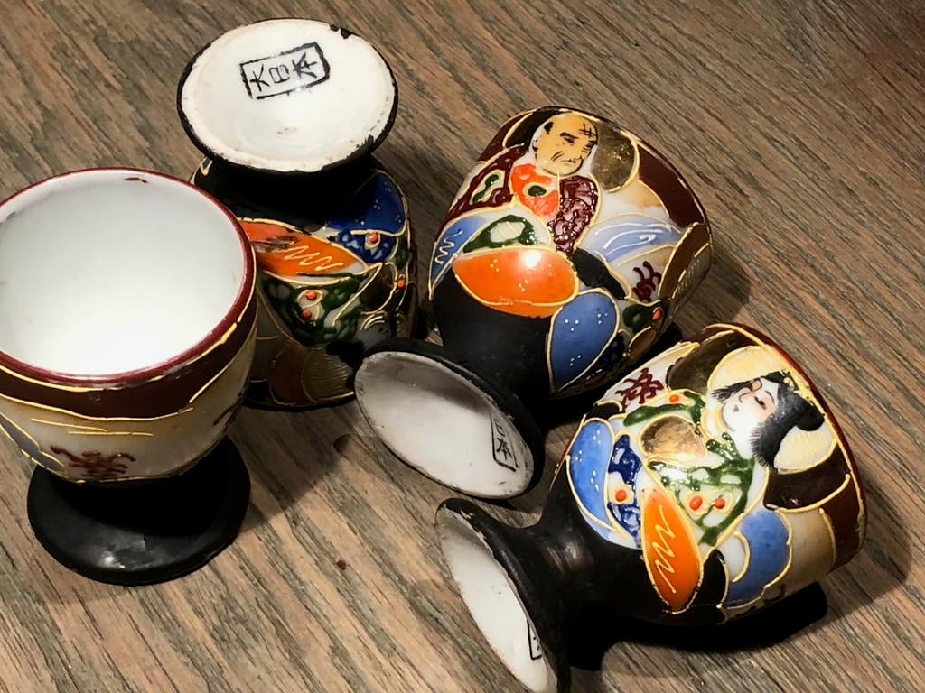 Ensemble de 4 coquetiers japonais vintage. Satsuma. geisha, Antiquités & Art, Enlèvement ou Envoi