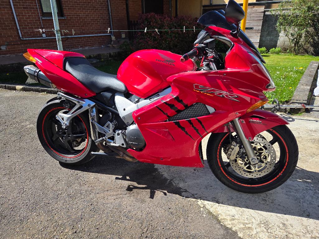 HONDA VFR, Motos, Motos | Honda, Particulier, Tourisme, 4 cylindres, ABS, Échappement sport, Occasion, Occasion, Enlèvement
