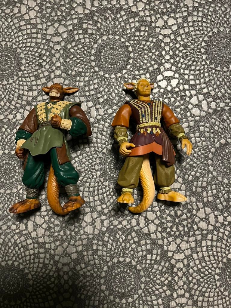 2 figurines, Enlèvement, Utilisé