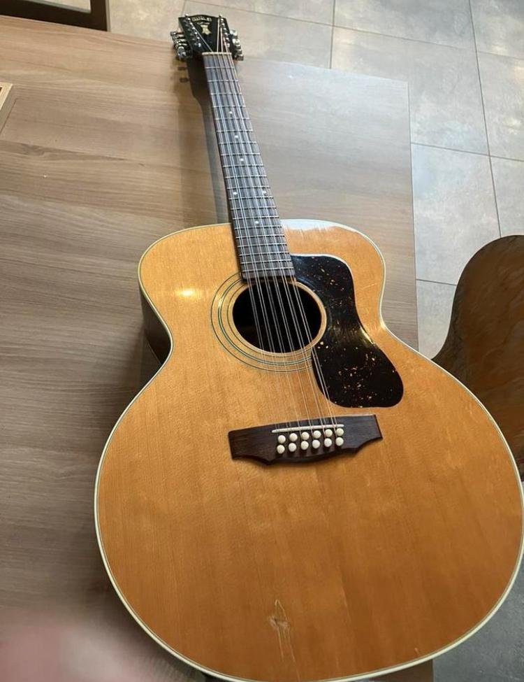 Guild F212nt 12string uit 1980 LH, Muziek en Instrumenten, Snaarinstrumenten | Gitaren | Akoestisch, Ophalen, Gebruikt, Met koffer