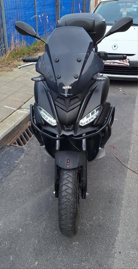 Aprilia SR GT 125, 125 cc, Zo goed als nieuw, Benzine