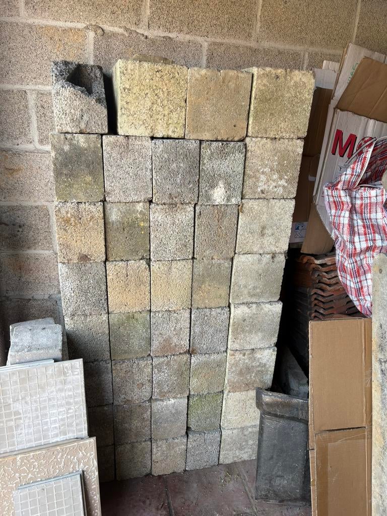 A donner poteau et bloc béton, Enlèvement, Comme neuf, Autres types