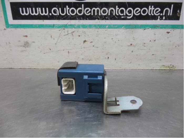 Relais d'un Toyota Starlet (Starlet 95-), -, 3 mois de garantie, Toyota, Utilisé