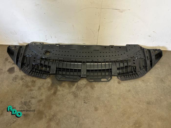 Bumper onderplaat van een Volvo EX30, Gebruikt, -, -, Ophalen of Verzenden