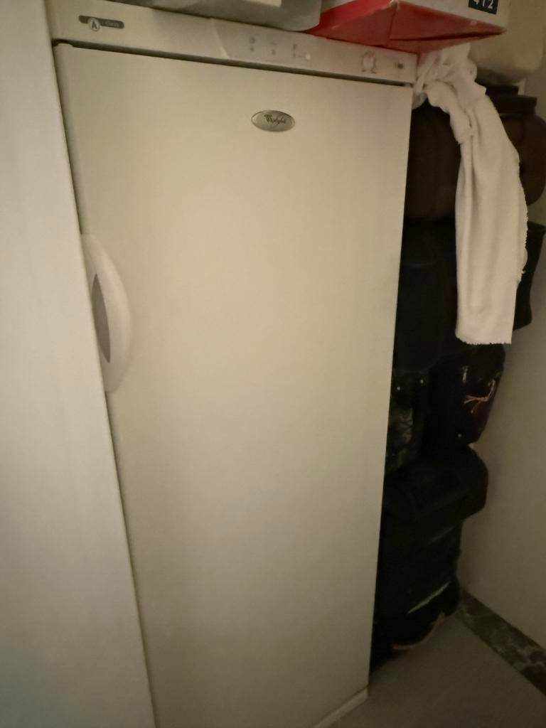 Whirlpool diepvries, Elektronische apparatuur, Koelkasten en IJskasten, Ophalen, Gebruikt