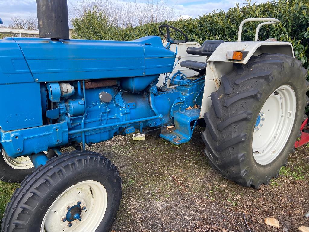 landbouw tractor ford 5600, Zakelijke goederen, Gebruikt, Ford, Tot 80 Pk, 250 tot 500 cm
