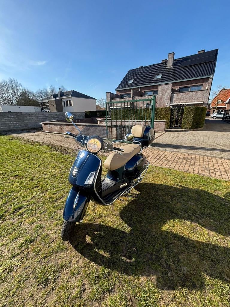 Vespa gts250 ie in zeer goede staat, Autres modèles, Comme neuf, Enlèvement, Essence