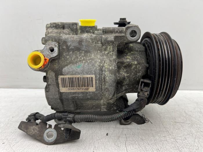 Pompe clim d'un Fiat 500, Autos : Pièces & Accessoires, Autres pièces automobiles, Fiat, Utilisé, 3 mois de garantie, Enlèvement ou Envoi