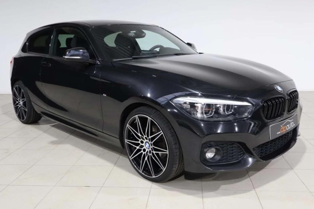 BMW 1 Serie 116 116i M PACK (bj 2019), Auto's, BMW, 1 Reeks, Gebruikt, Xenon verlichting, Zwart