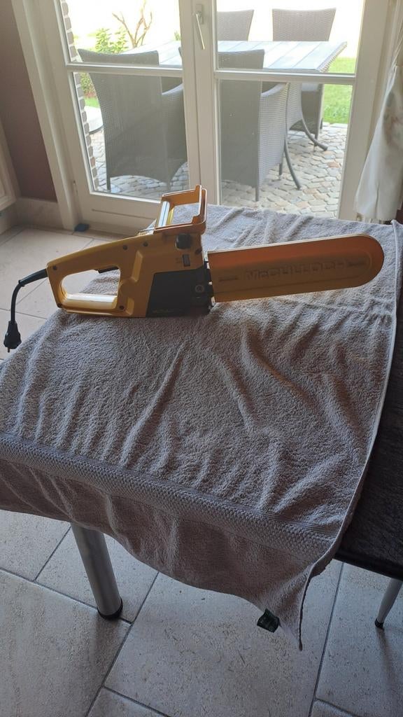 Tronçonneuse électrique McCullough, Enlèvement, Comme neuf, Tronçonneuse