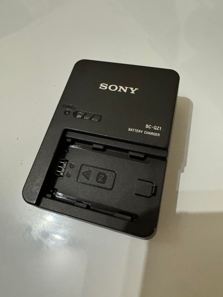 Sony oplader BC-QZ1, Enlèvement, Comme neuf