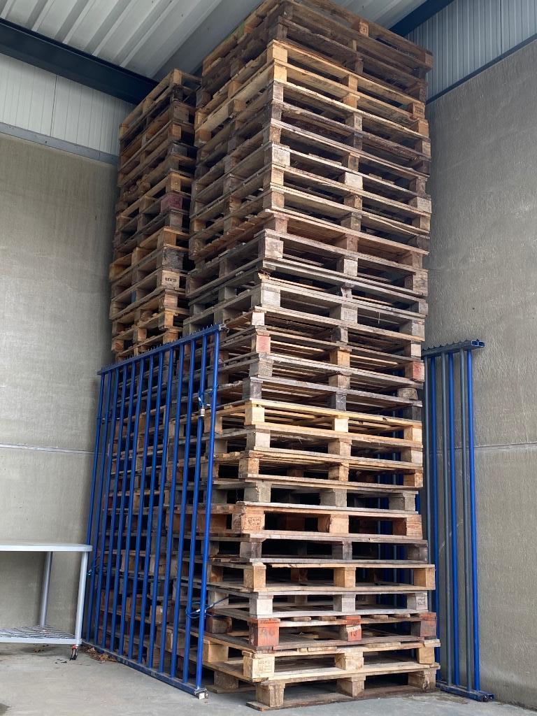PALETTES 100/120 CM A VENDRE, Bricolage & Construction, Bois & Planches, Comme neuf, Palette, Autres essences de bois, Moins de 200 cm
