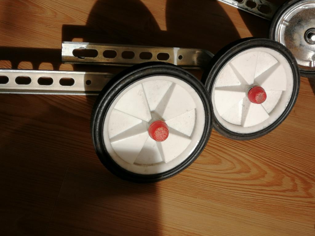 Roues de support/roues d'entraînement, Enlèvement, Utilisé, Stabilisateurs