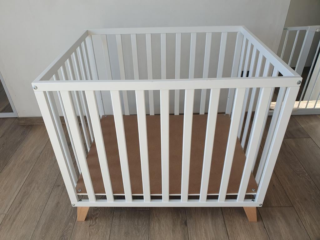 Quax Park wit Alix + matras + 2 hoezen jollein, Kinderen en Baby's, Babyparken, Ophalen