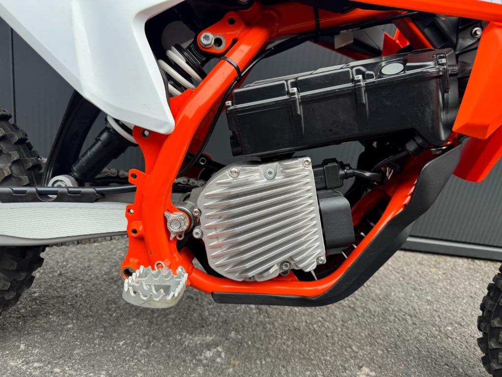 KTM - SX-E3, Motoren, Bedrijf, Crossmotor