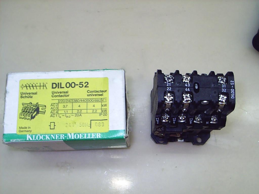 Contacteur Klockner Moeller (relais triphasé), Envoi, Neuf, Interrupteur