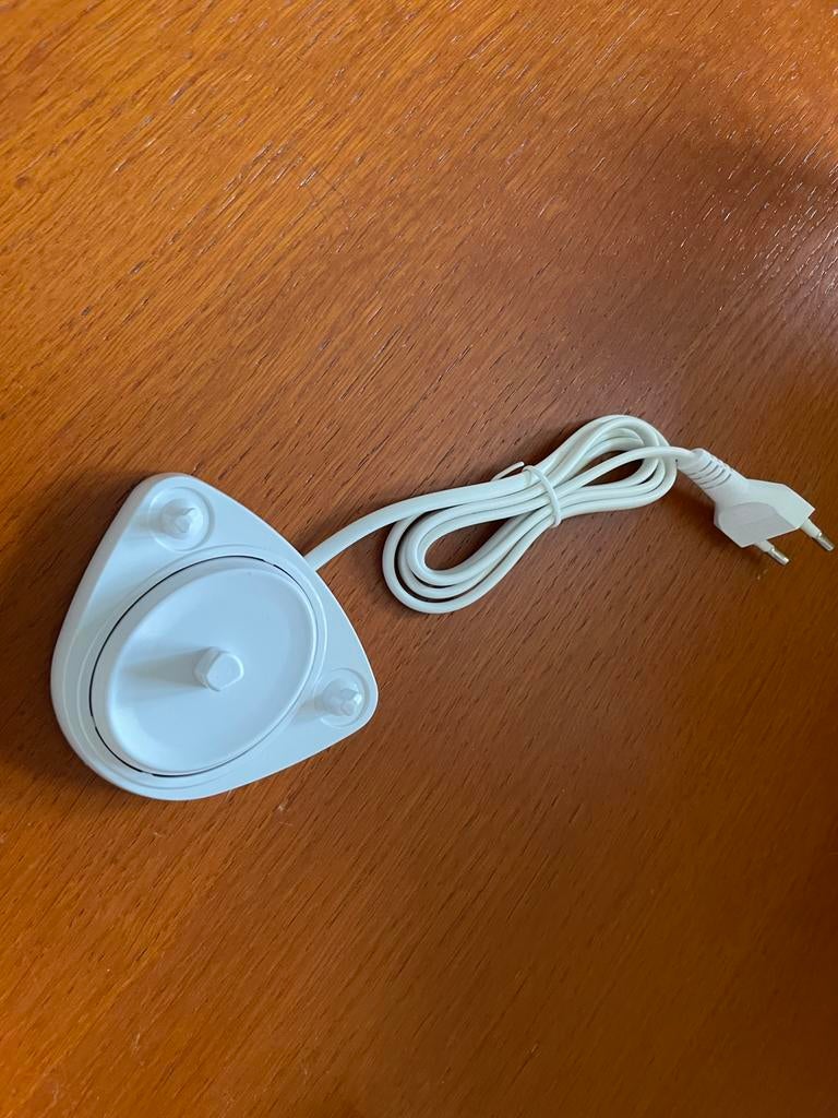 Chargeur (marque générique) pour brosses Oral-B, Enlèvement ou Envoi, Neuf, Autres types