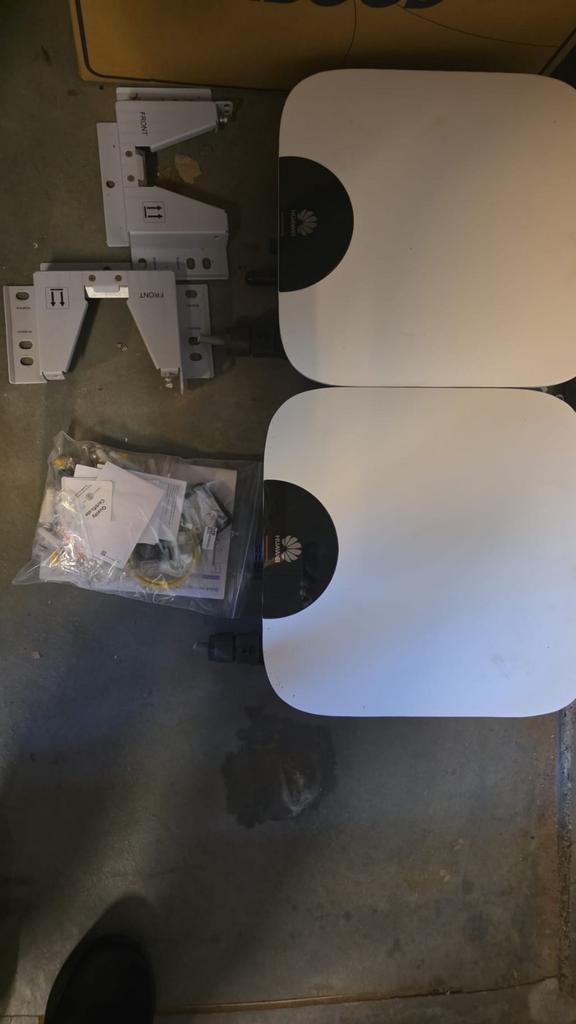 Zonnepanneel omvormers Huawei, Computers en Software, Ophalen