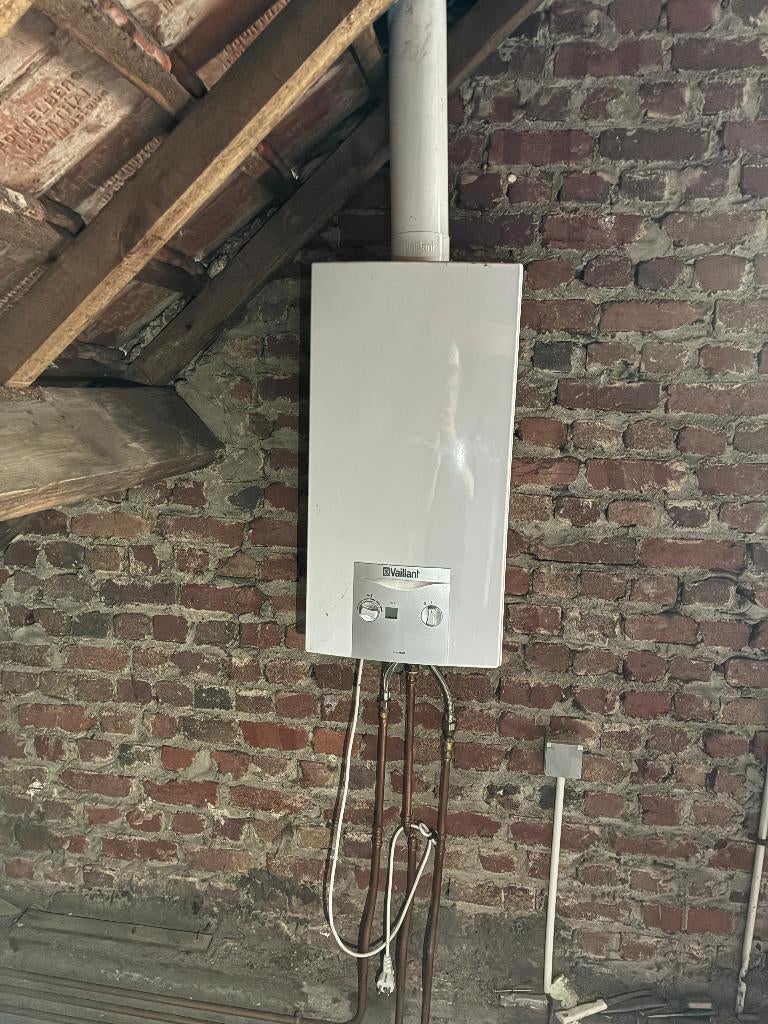 vaillant turbomag, Doe-het-zelf en Bouw, Chauffageketels en Boilers, Ophalen, Aardgas, Geiser, Zo goed als nieuw