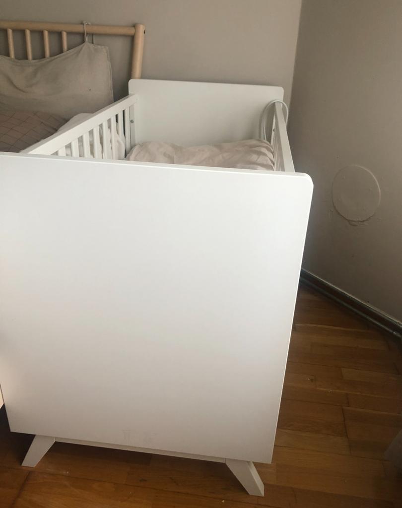 Babybed / ledikant Bopita, Kinderen en Baby's, Babywiegjes en Ledikanten, Ophalen, Zo goed als nieuw, Ledikant