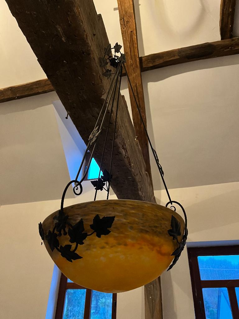 Lustre art nouveau (1905), Enlèvement