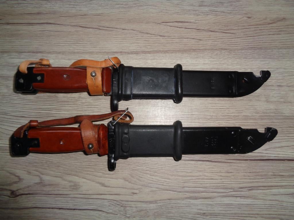 Baionnettes AKM-2 Pologne., Collections, Enlèvement, Armée de terre, Couteau ou Poignard