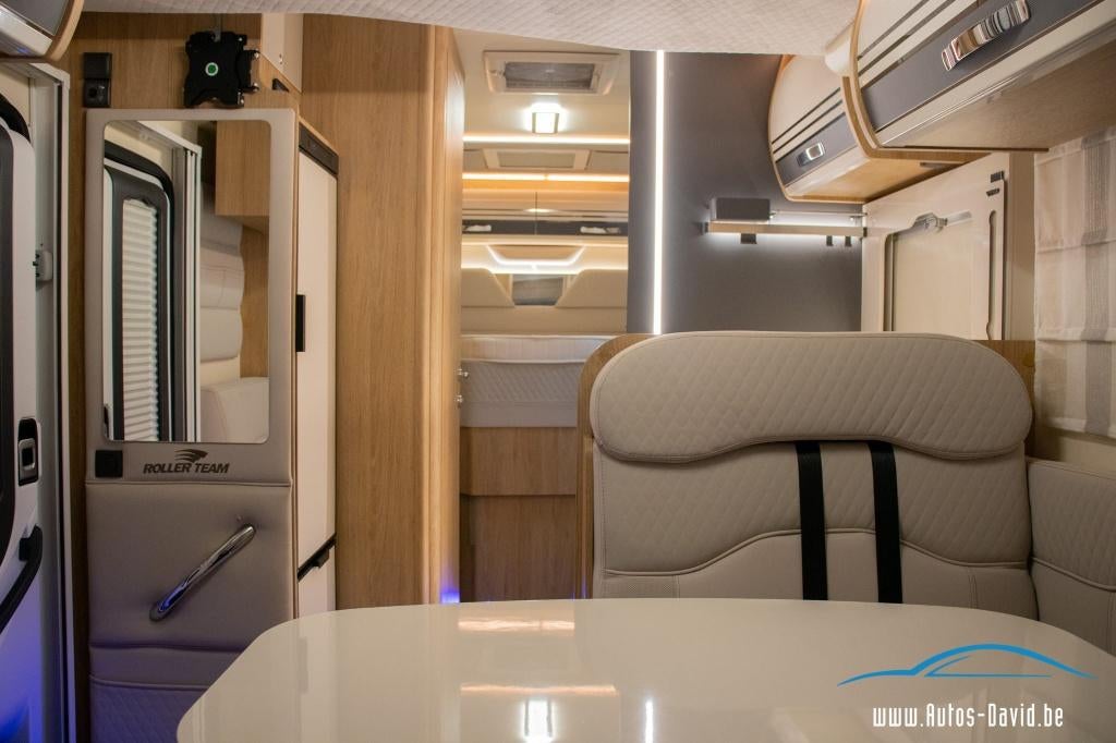 Rollerteam Zefiro 265 TL Automaat 5 Slaappl. / 1 EIGENAAR, Fiat, Vloeistofverwarming, 7 tot 8 meter, Bedrijf