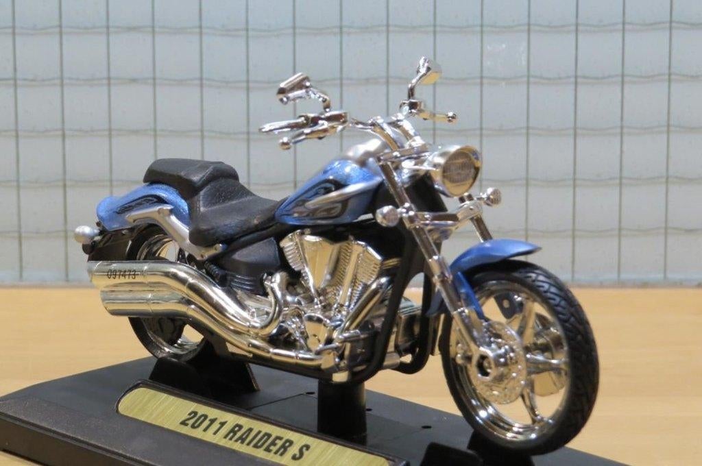 Yamaha XV1900 Raider S 2011 blauw 1:18, Hobby en Vrije tijd, Modelauto's | 1:18, Ophalen of Verzenden, Nieuw, Motor, Motormax
