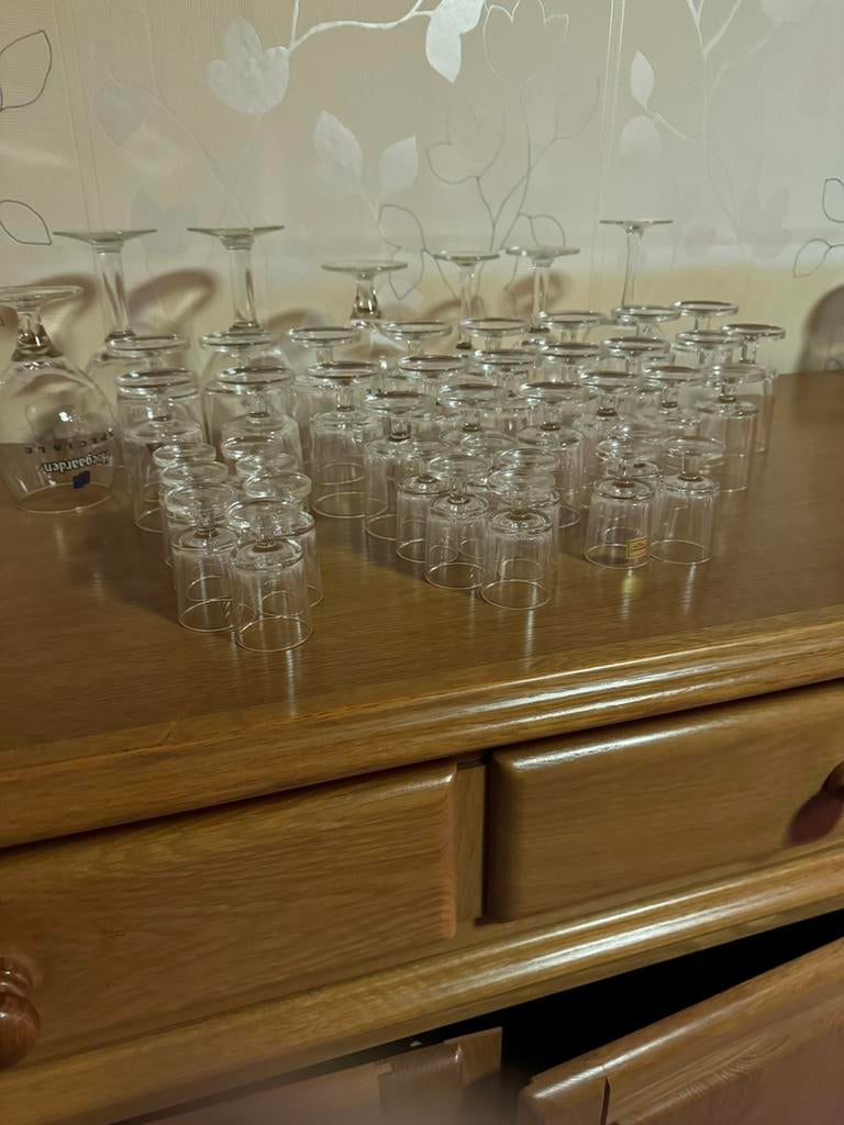 Lot glazen, Huis en Inrichting, Ophalen, Zo goed als nieuw