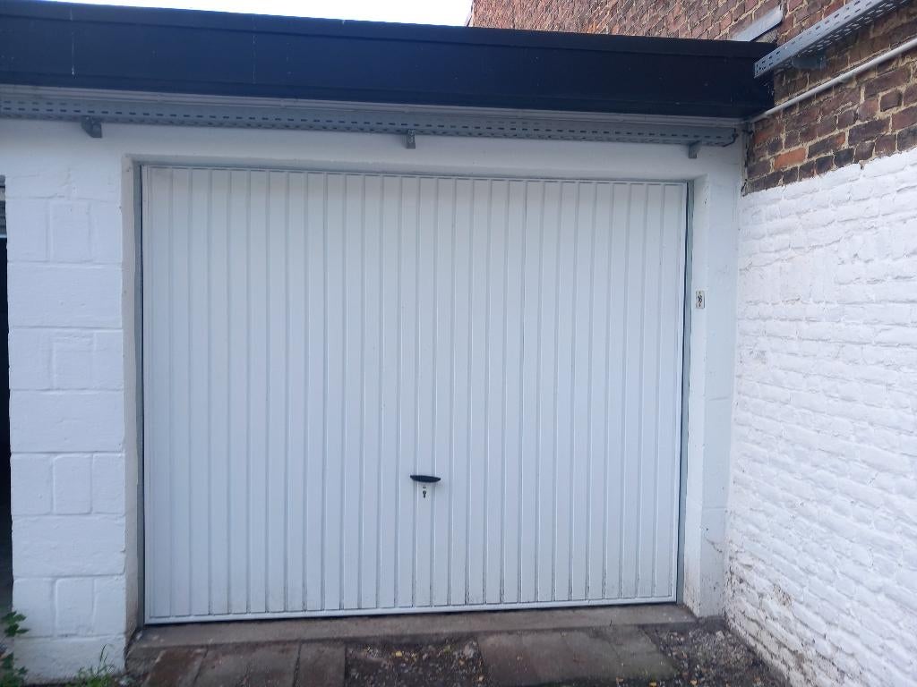 Garagebox te huur in centrum Leuven, Immo, Garages en Parkeerplaatsen, Leuven