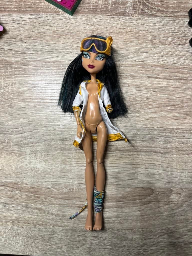 Monster high cleo, Verzamelen, Ophalen of Verzenden, Zo goed als nieuw