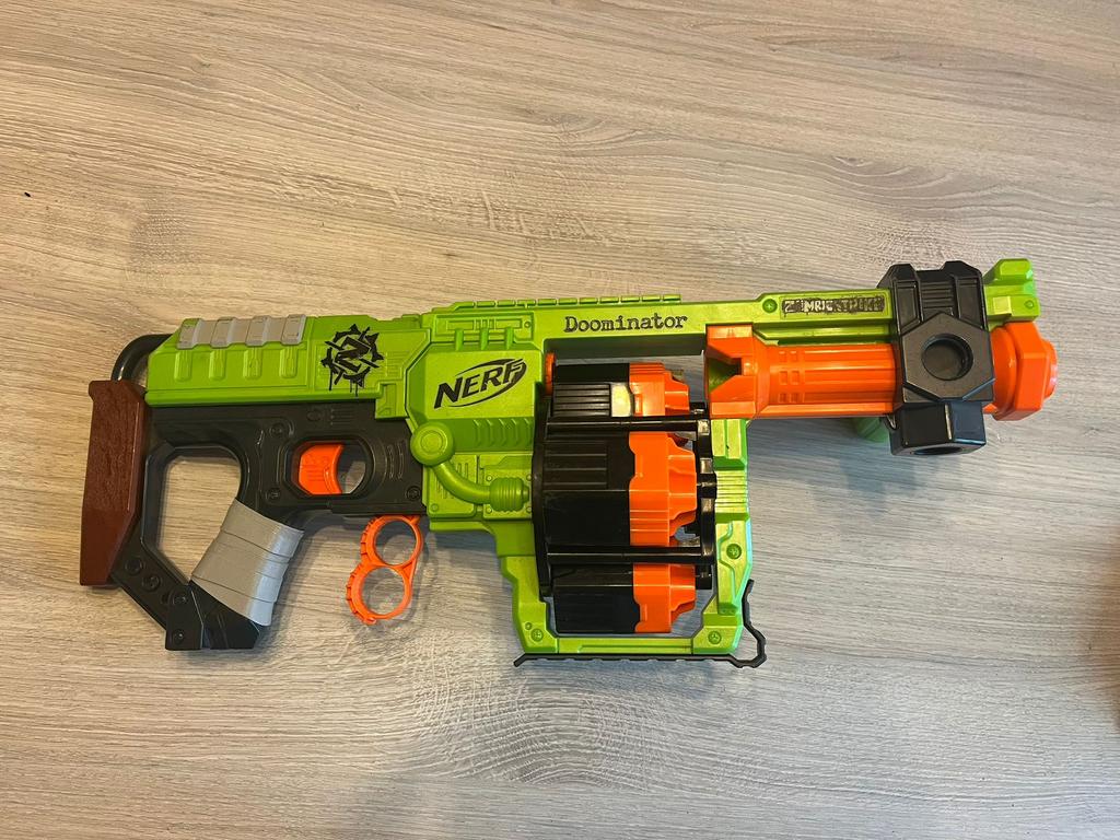 Doominator zombie strike nerf geweer, Verzamelen, Ophalen, Zo goed als nieuw
