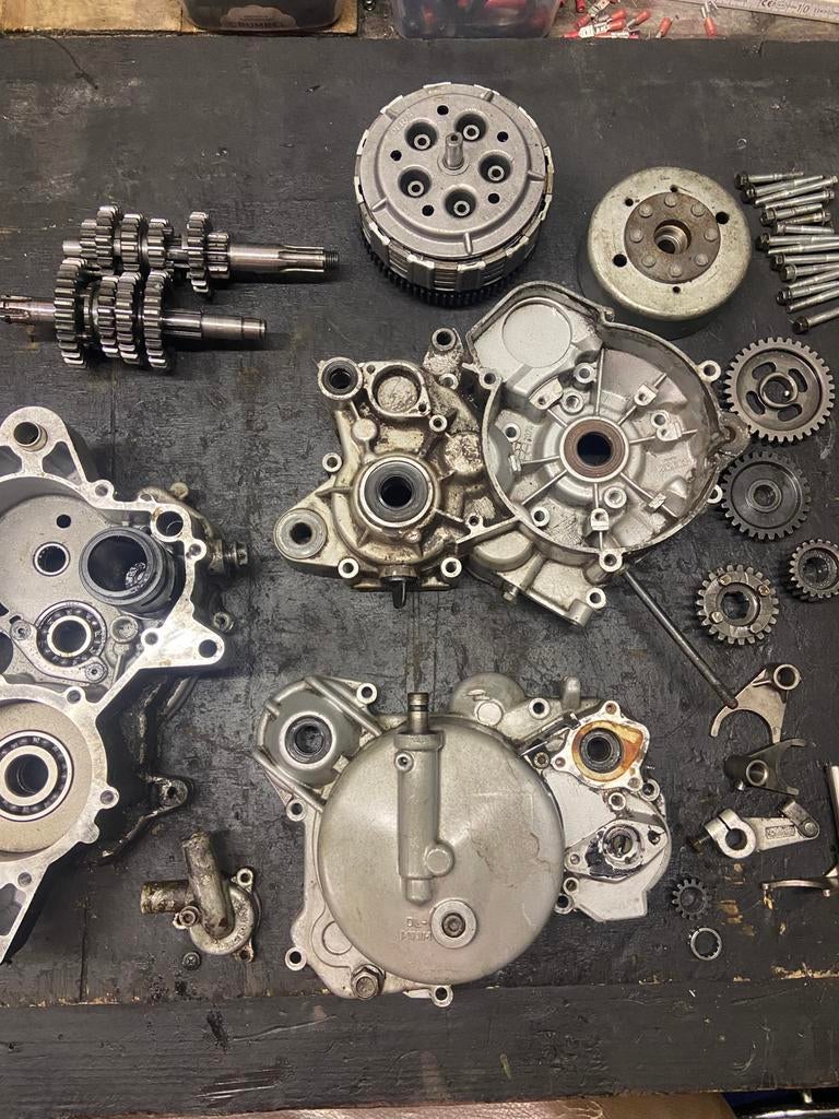 Derbi euro 2 blok, Fietsen en Brommers, Brommeronderdelen | Algemeen, Zo goed als nieuw, Blok, Ophalen