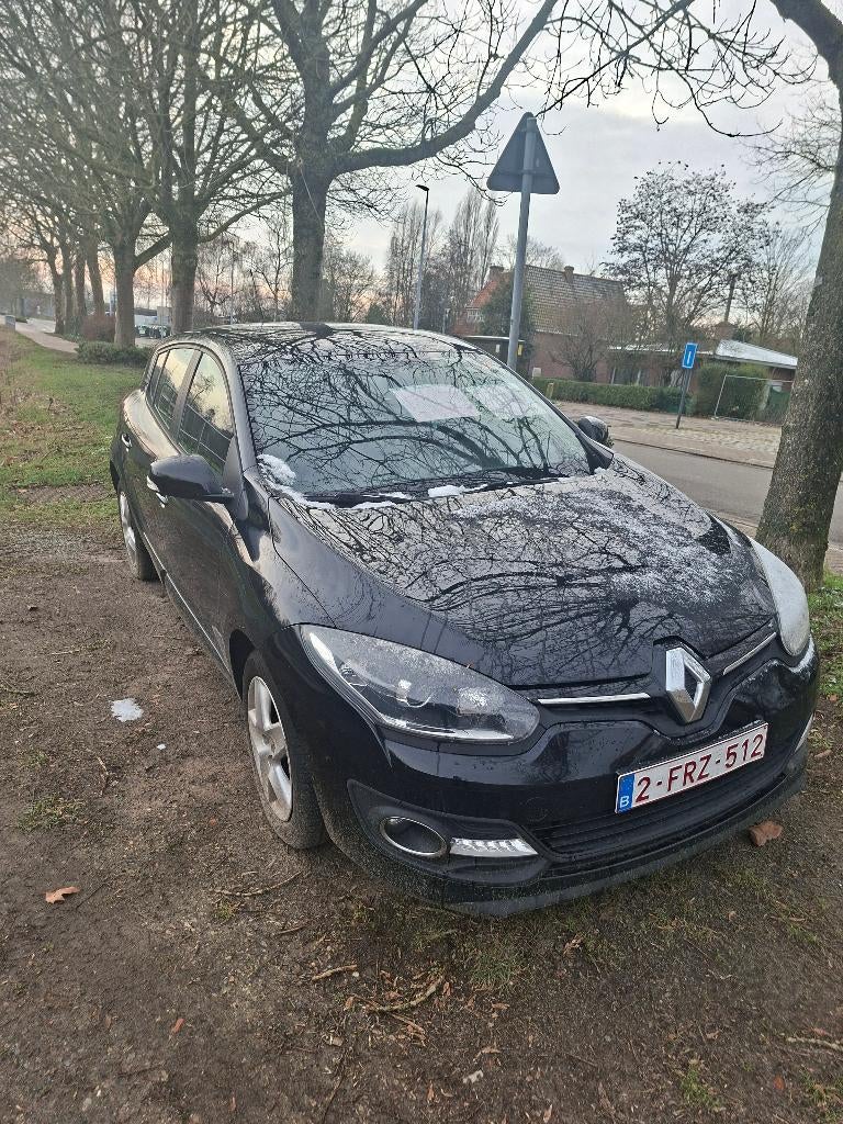 Renault Megane TCe 1.2 - 2015 - 78.000km - benzine - 85kW, Auto's, Voorwielaandrijving, Stof, Zwart, Zwart